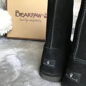 Bearpaw Black boots